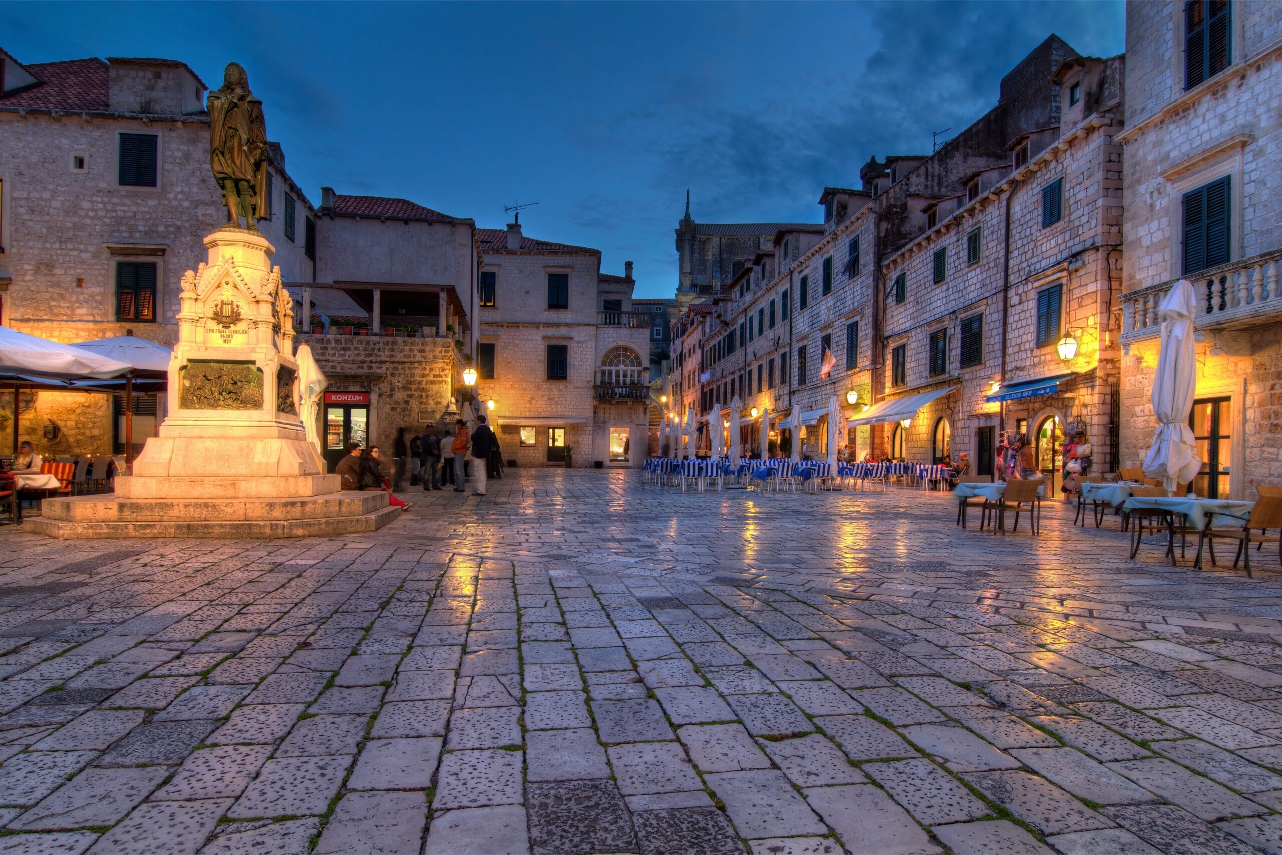 Dubrovnik old town in a night time