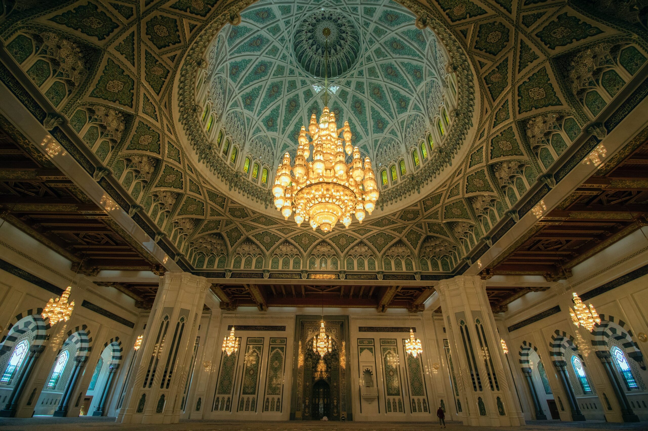 Sultan Qaboos Grand Mosque, muscat, Oman (1)